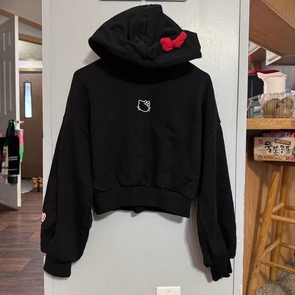 Forever 21 Hello Kitty Sanrio Oversized Hoodie Size Small - Picture 6 of 6